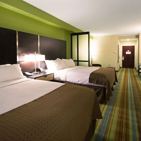 Holiday Inn Christiansburg Blacksburg By Ihg Exterior photo